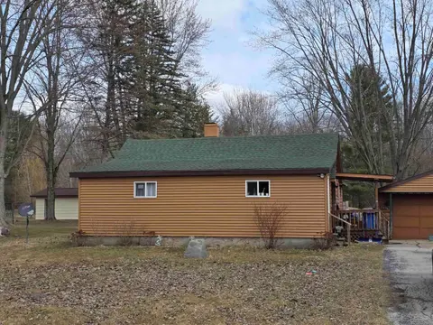 1711 S Poseyville Road, Midland MI 48640 photo 1