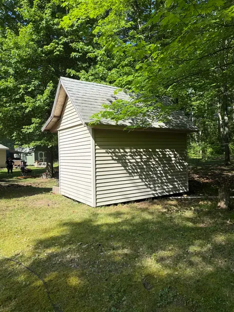 5911 Jackson Avenue, Lake MI 48632 photo 4