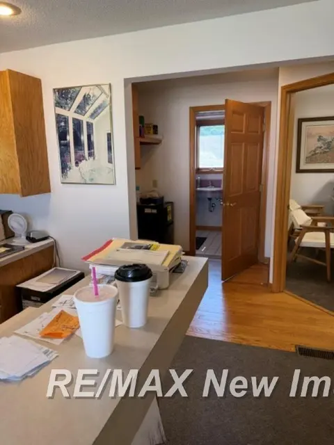 402 Bayliss Street, Midland MI 48640 photo 4