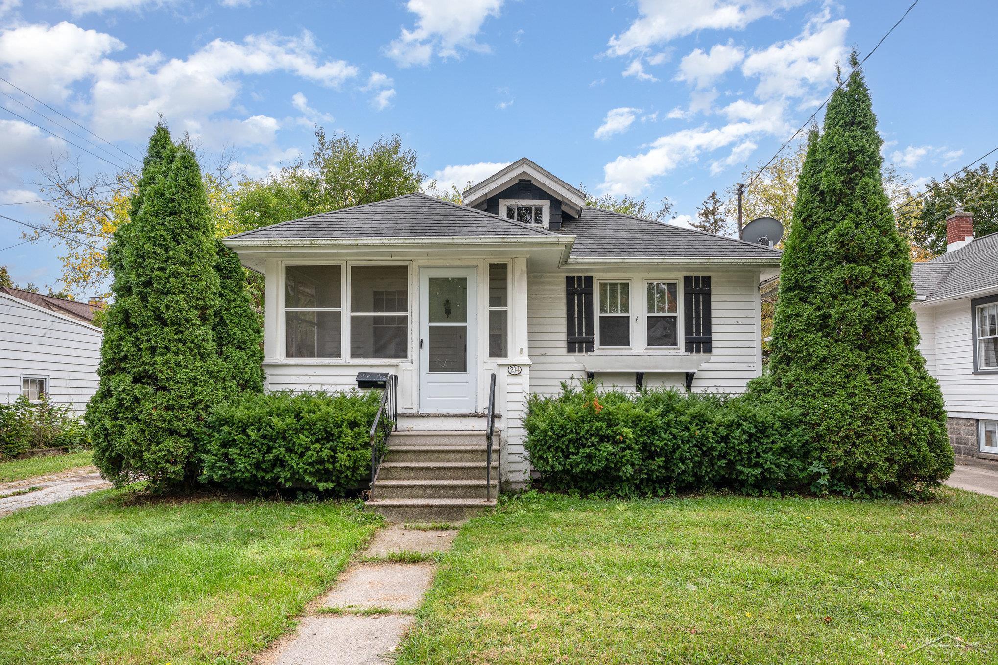 214 Goetz Street, Saginaw MI 48602 photo 1