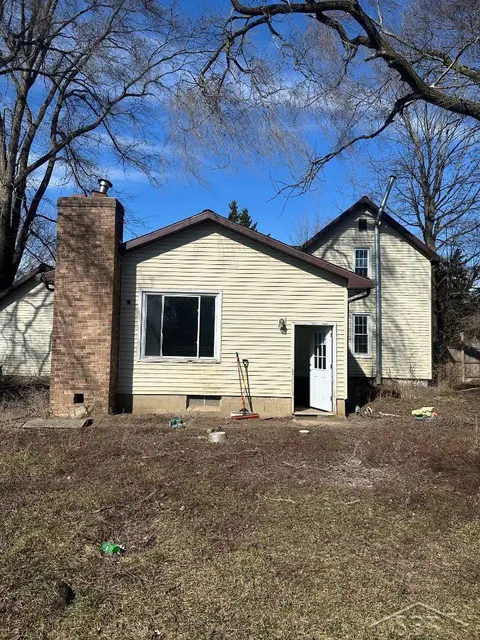 609 Olive Road, Saint Louis MI 48880 photo 2