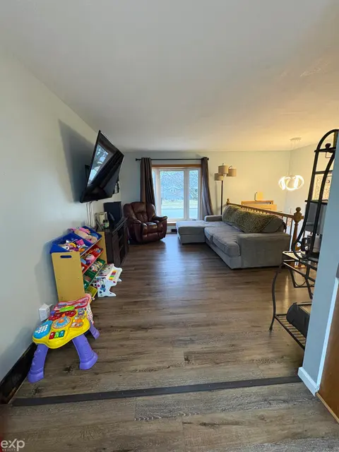 3157 Coventry Drive, Bay City MI 48706 photo 5
