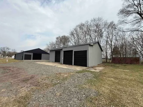 653 Chesaning Street, Saint Charles MI 48655 photo 2