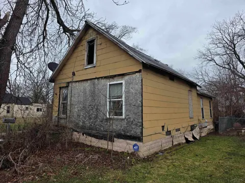 2617 Eddy Street, Saginaw MI 48602 photo 1