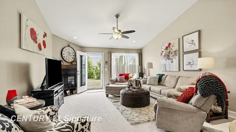87 Tuscany Circle, Saginaw MI 48603 photo 5