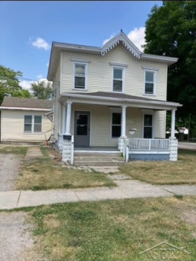 307 N Line Street, Chesaning MI 48616 photo 1