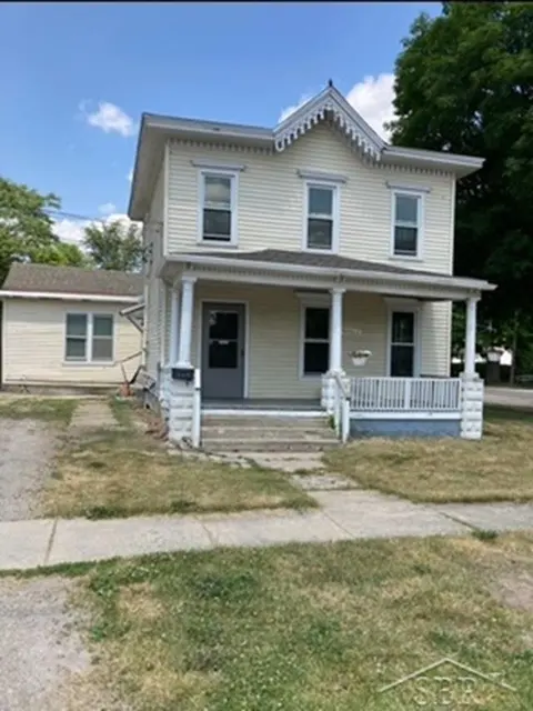 307 N Line Street, Chesaning MI 48616 photo 1