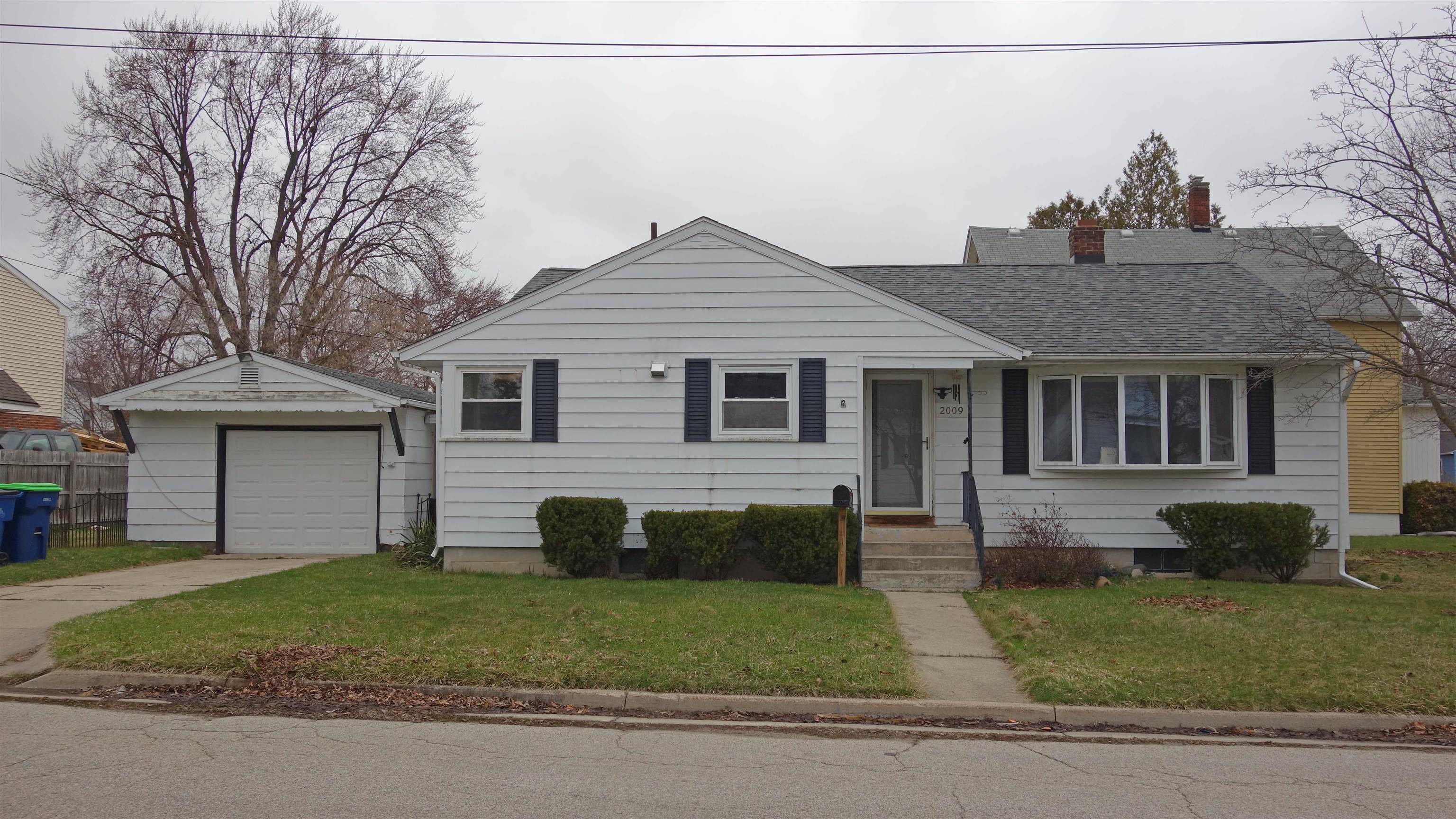 2009 16th Street, Bay City MI 48708 photo 1