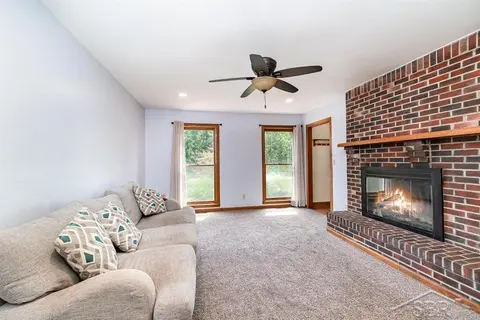 3727 E Julie Ann Drive, Midland MI 48642 photo 3