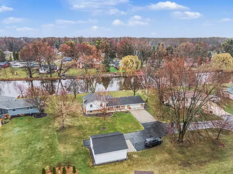 3315 Harris Lane, Bay City MI 48706 photo 2