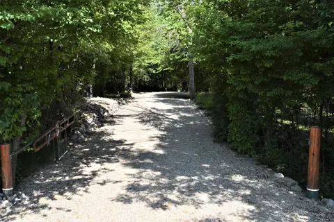 2019 Huntington Circle, Gladwin MI 48624 photo 3