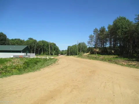 6830 Sandy Ridge, Vassar MI 48768 photo 4