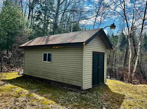 3866 Starr Road, Harrison MI 48625 photo 4