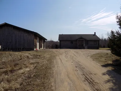 4865 Schmidt Road, Gladwin MI 48624 photo 1