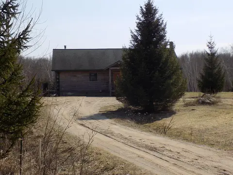4865 Schmidt Road, Gladwin MI 48624 photo 3