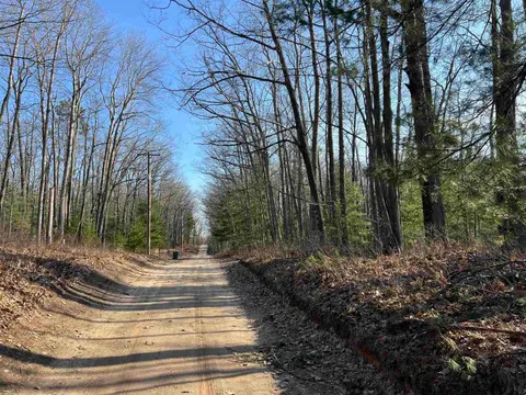 4680 Hayes Road, Harrison MI 48625 photo 2