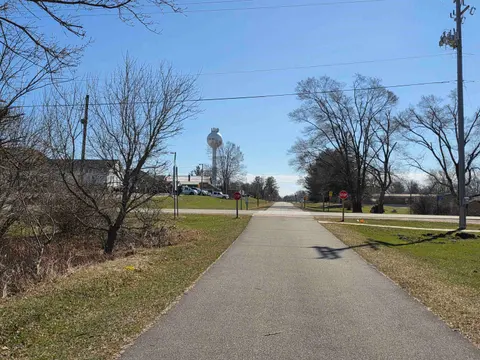 396 W Illinois Street, Farwell MI 48622 photo 4