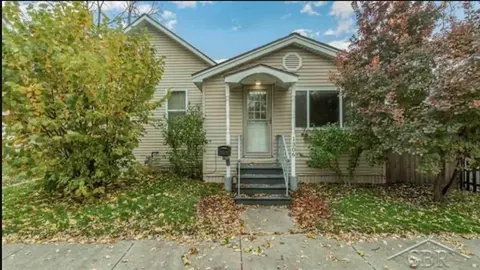1306 Leng Street, Bay City MI 48706-4107 photo 1