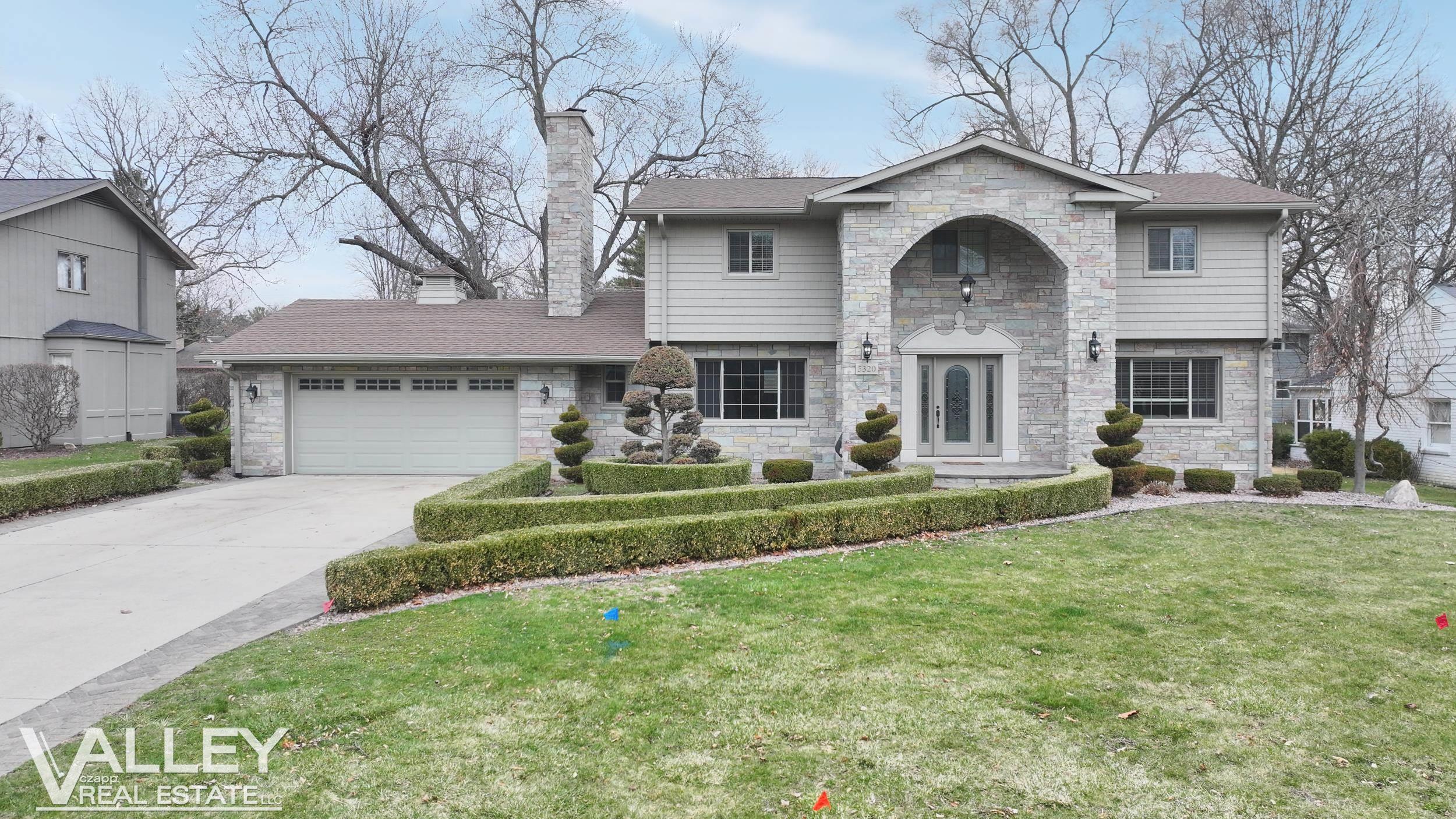 5320 N Nottingham Drive, Saginaw MI 48603 photo 1