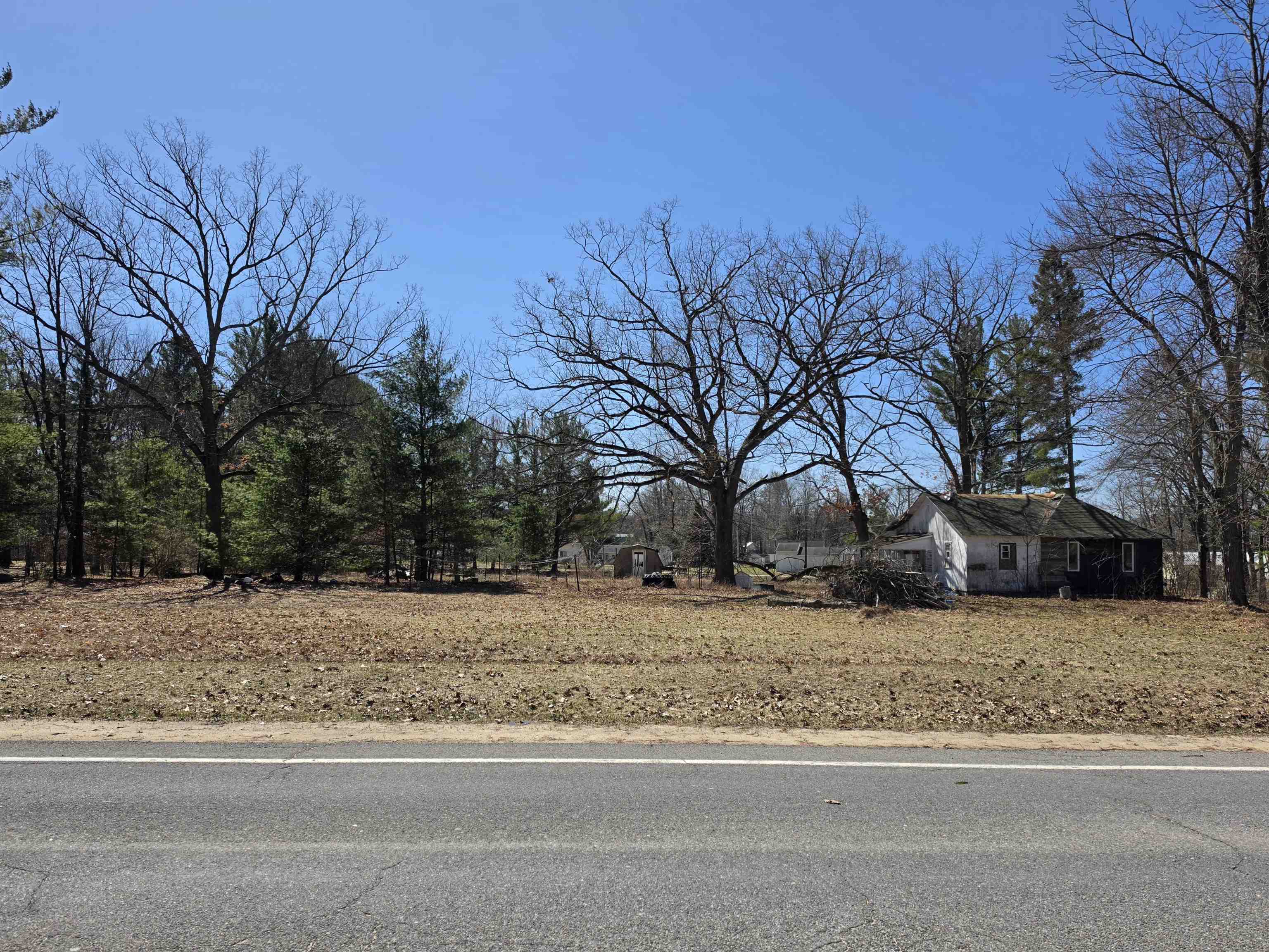 466 West Street, Lake MI 48632 photo 1