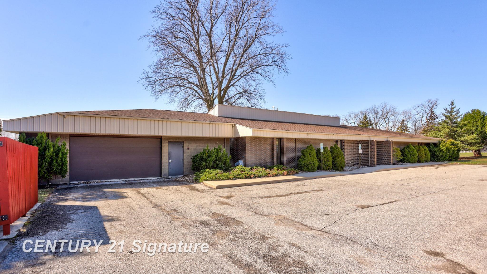 3167 Enterprise Drive, Saginaw MI 48603 photo 1