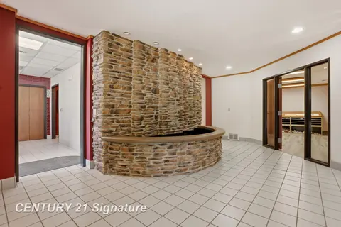 3167 Enterprise Drive, Saginaw MI 48603 photo 2