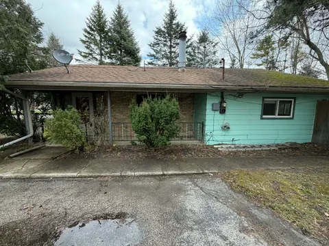 2060 Cass Avenue, Bay City MI 48708 photo 1