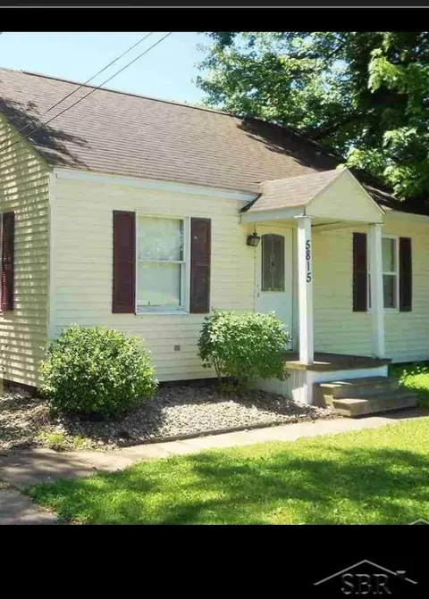 5815 Gratiot Avenue, Saginaw MI 48638 photo 1