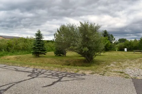 1751 Highlanders Way, Gladwin MI 48624 photo 2