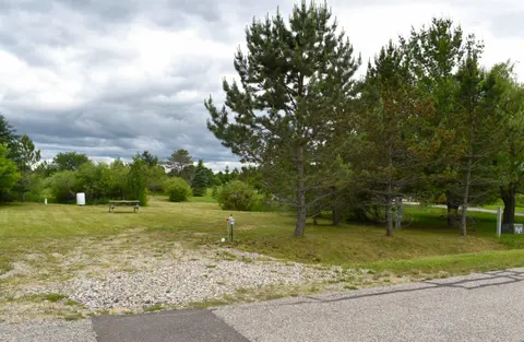 1751 Highlanders Way, Gladwin MI 48624 photo 4