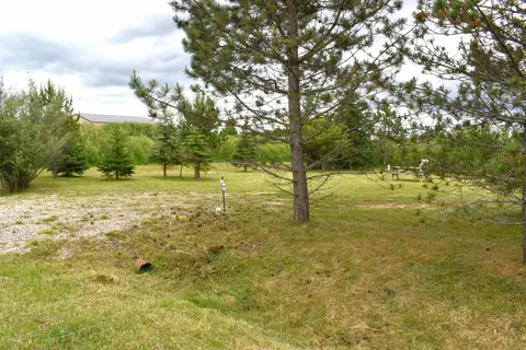 1751 Highlanders Way, Gladwin MI 48624 photo 5