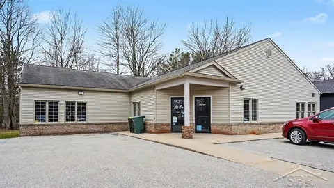 Unit B 5319 N Saginaw Road, Midland MI 48642 photo 1