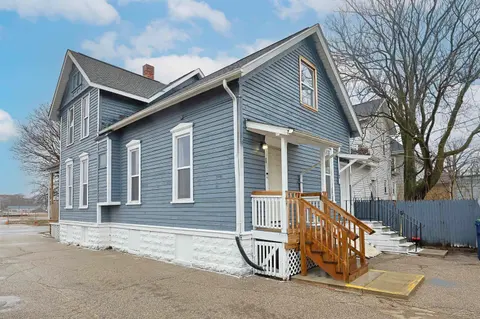 110 N Madison Avenue, Bay City MI 48708 photo 3