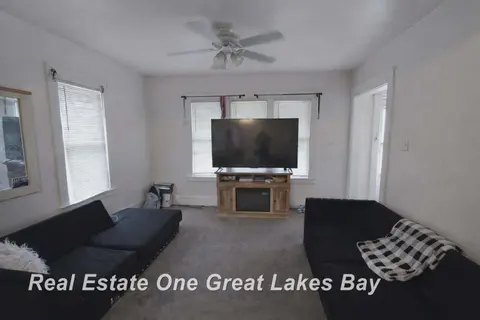 712 N Woodbridge Street, Saginaw MI 48602 photo 3