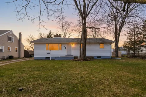 2300 S Lincoln Street, Bay City MI 48708 photo 1