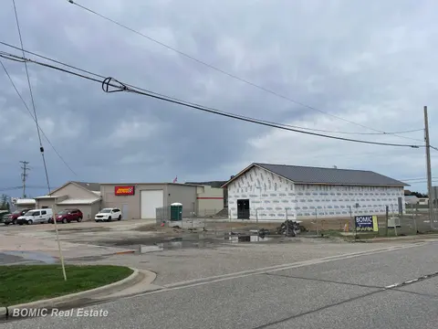12041 Dixie Highway, Birch Run MI 48415 photo 4
