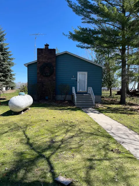 2406 Oak Road, Pinconning MI 48650 photo 2