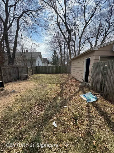 2007 W Genesee Avenue, Saginaw MI 48602 photo 2