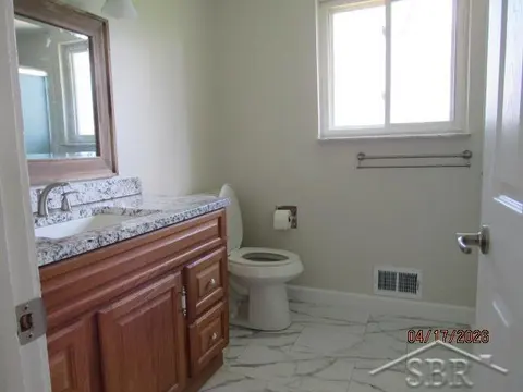 3420 Hemmeter Road, Saginaw MI 48603 photo 5