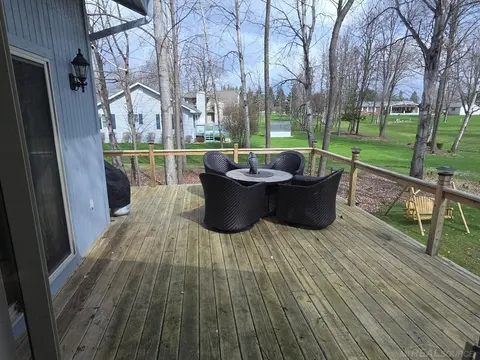 5700 Royal Court Court, Butman MI 48624 photo 3