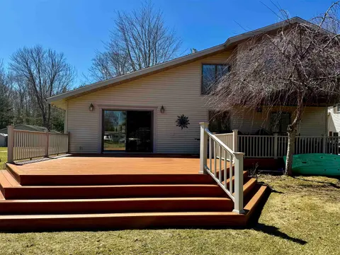 2926 West River Drive, Gladwin MI 48624 photo 5