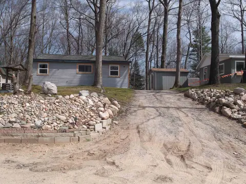 992 Lake Drive, Harrison MI 48625 photo 1