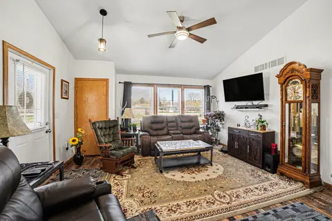 405 E Jefferson Street, Coleman MI 48618 photo 4