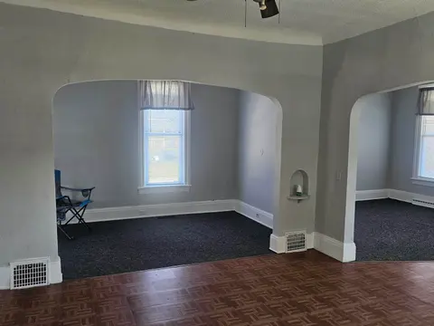 211 N Wenona Avenue, Bay City MI 48706 photo 5