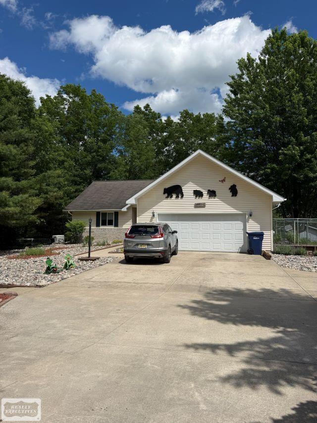 6651 Tamarack Roads, Lake MI 48632 photo 1