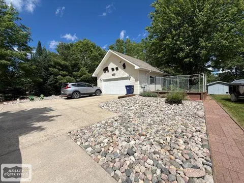 6651 Tamarack Roads, Lake MI 48632 photo 2