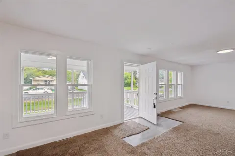 755 Sherman Road, Saginaw MI 48604 photo 4