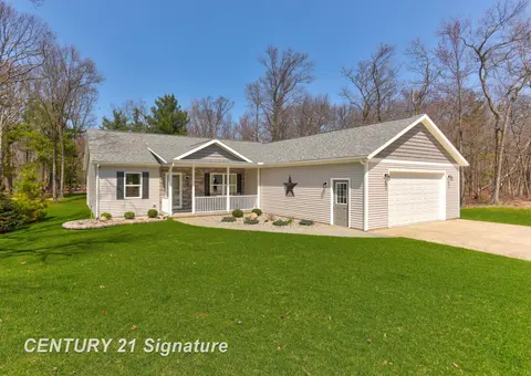 5728 Tipperary Drive, Caseville MI 48725 home for sale