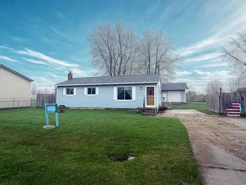 1920 Circle Drive, Fairgrove MI 48733 photo 1