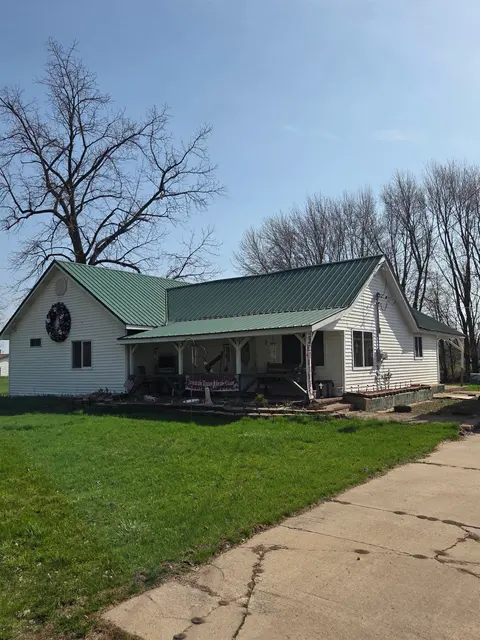 1066 Oberlin Road, Gladwin MI 48624 photo 1